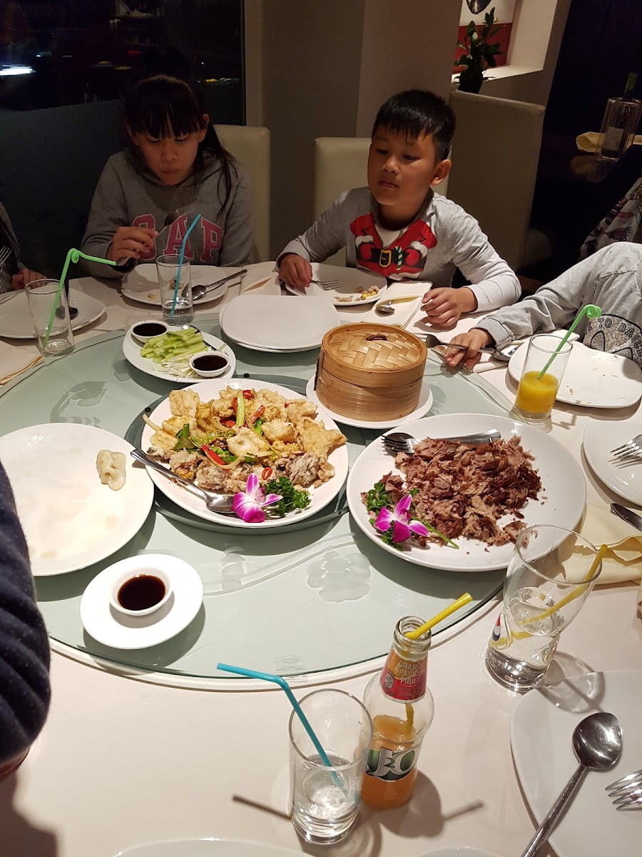 Kong's Chinese Restaurant-9